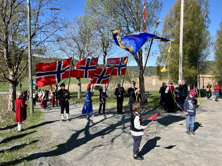 17. mai-tog i Sørkedalen